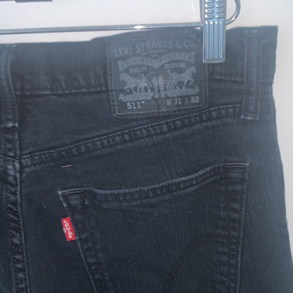 Levi mens jeans, fits woman’s 6 - Picture 4 of 4